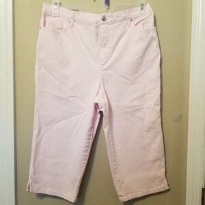 Gloria Vanderbilt Amanda Skimmer Capri Women’s  Pink Studded  Pockets 36 X 16.5